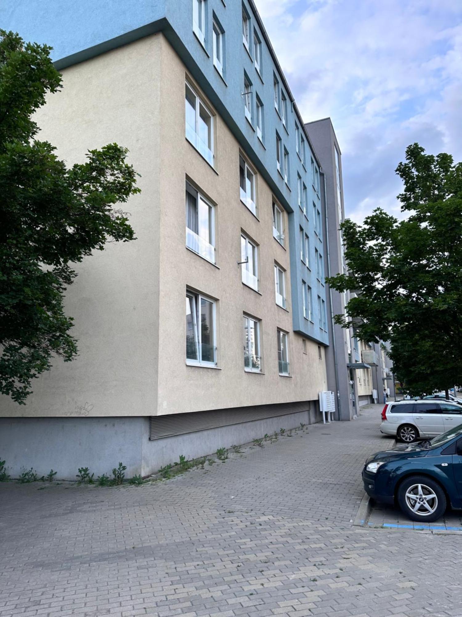 Old Town Apartments Zderadova 6 Brno Exteriör bild